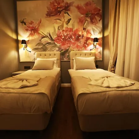 Royal Tophane Hotel