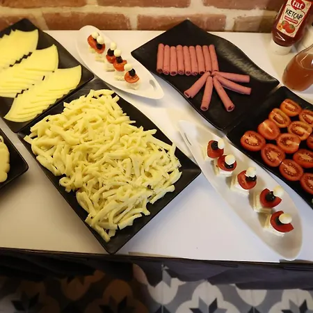 מלון Royal Tophane 3*