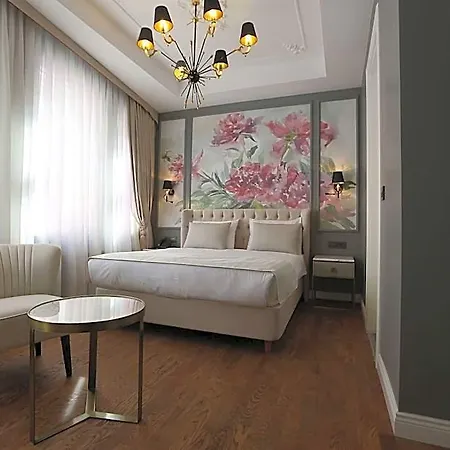 Royal Tophane Hotel