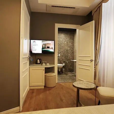 Royal Tophane 酒店