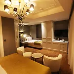 Hotel Royal Tophane 3*