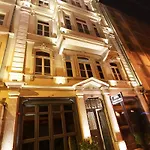 Royal Tophane 3*